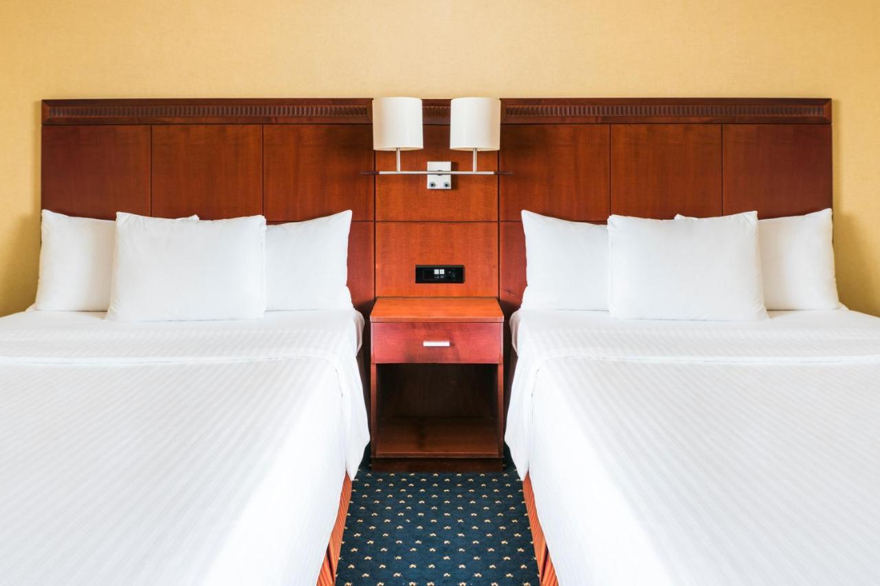 Hotel Courtyard By Marriott