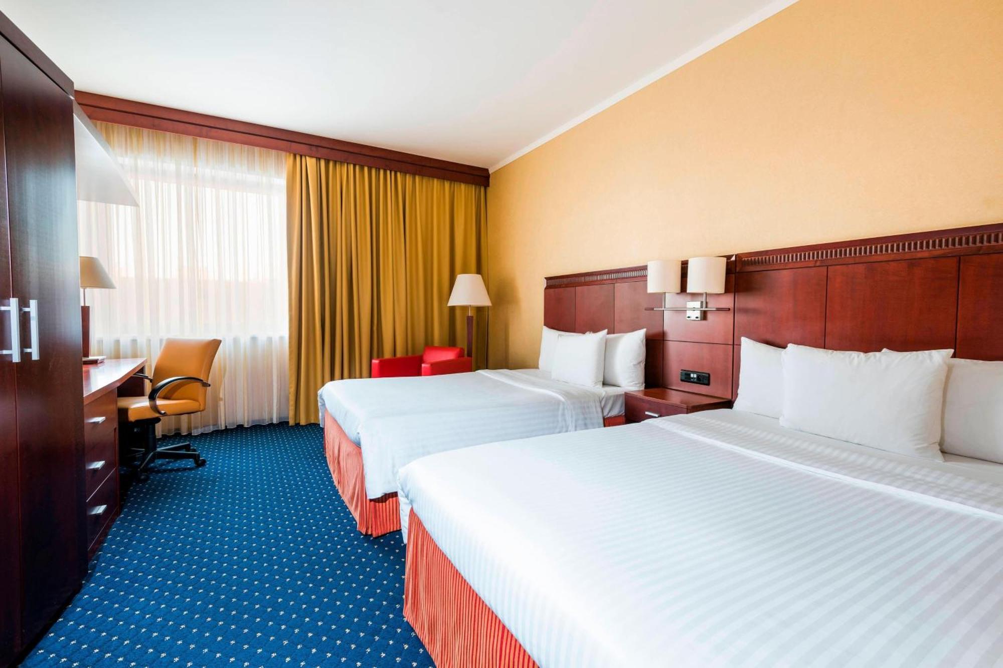 Courtyard By Marriott